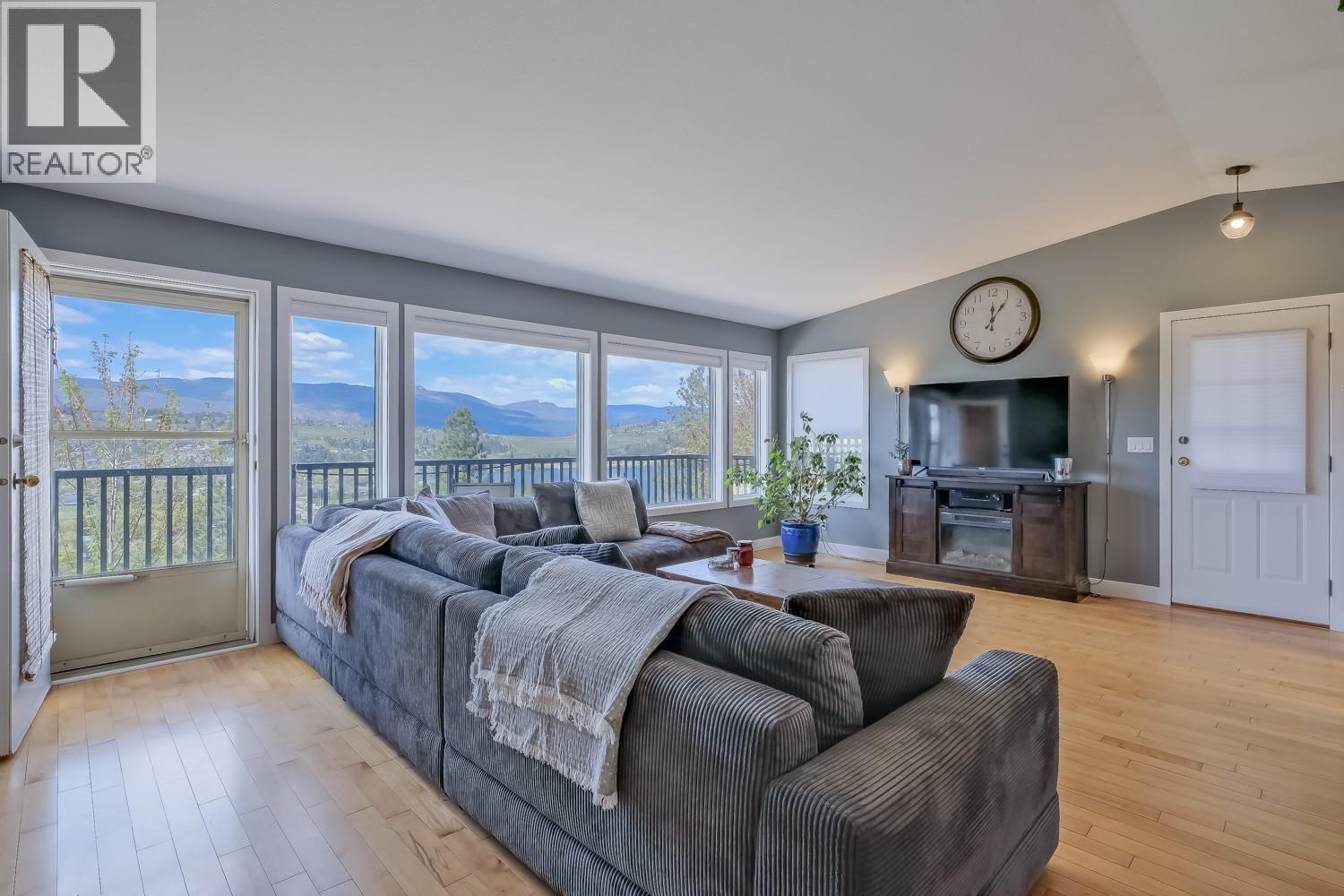 11420 Darlene Road, Lake Country