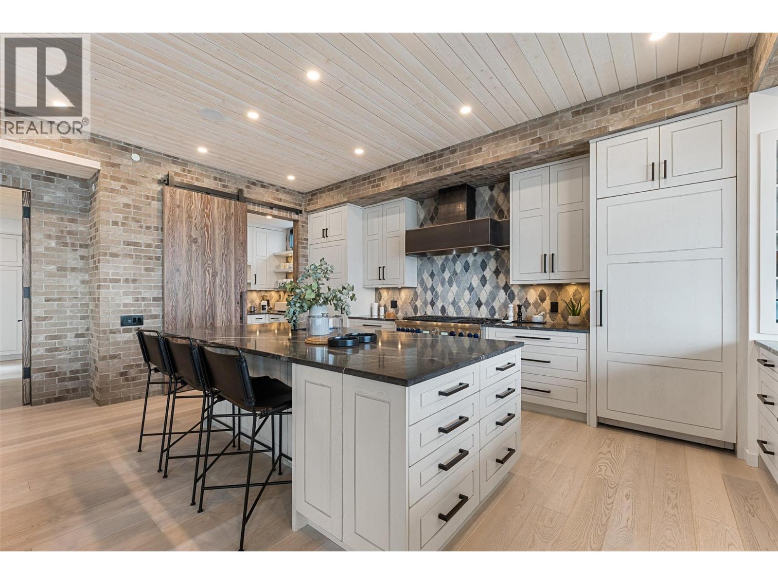 2641 Casa Loma Road, West Kelowna