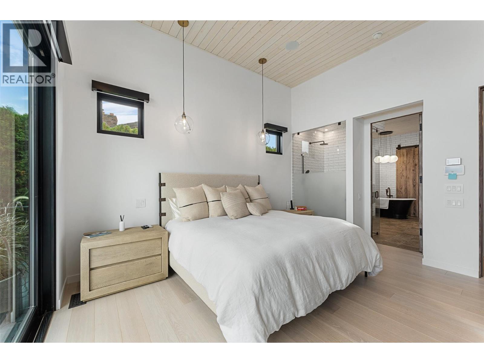 2641 Casa Loma Road, West Kelowna