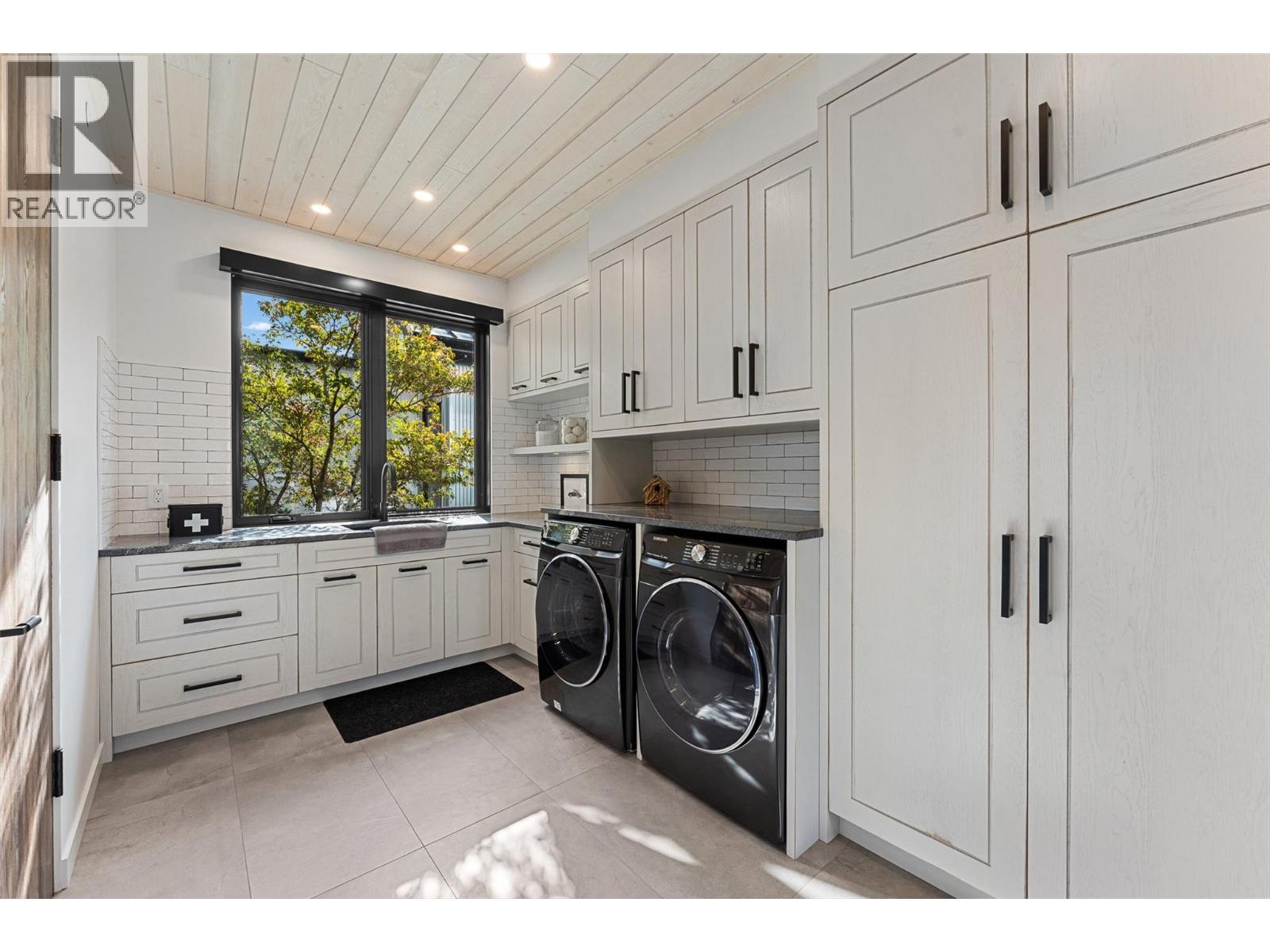 2641 Casa Loma Road, West Kelowna