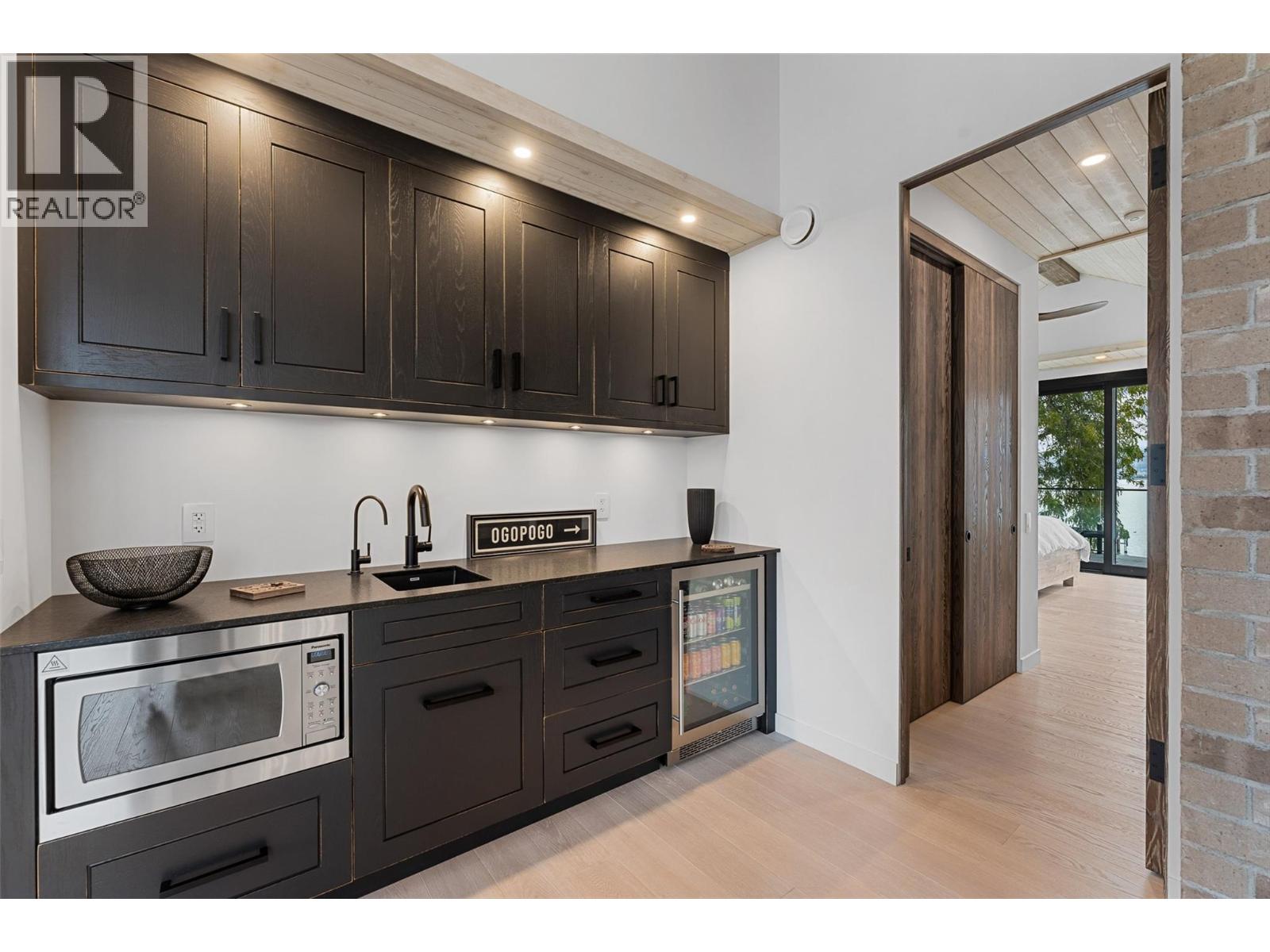 2641 Casa Loma Road, West Kelowna