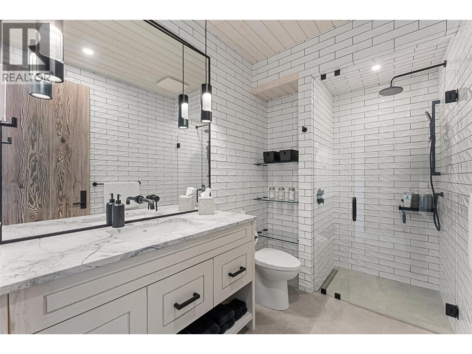 2641 Casa Loma Road, West Kelowna