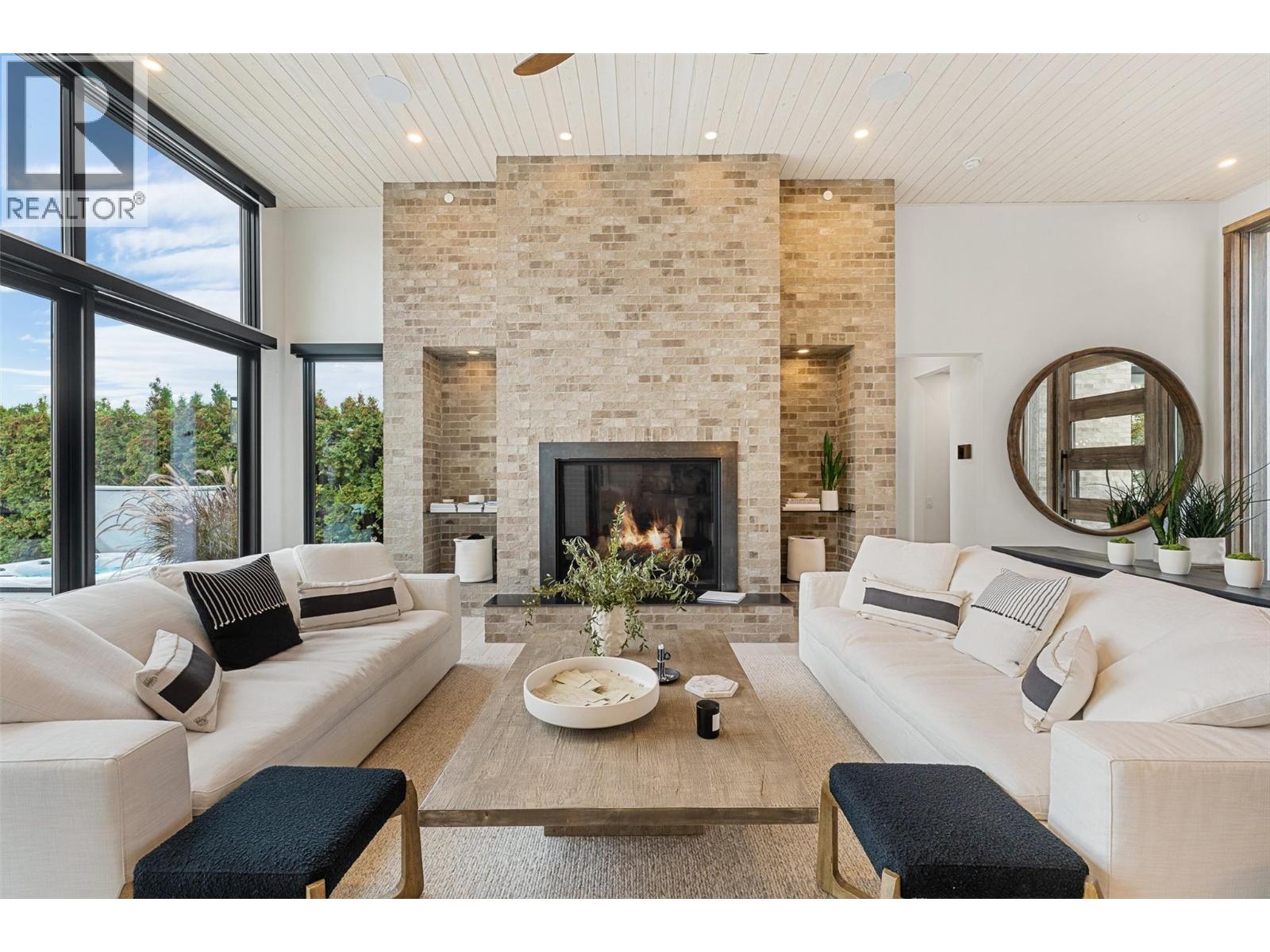 2641 Casa Loma Road, West Kelowna