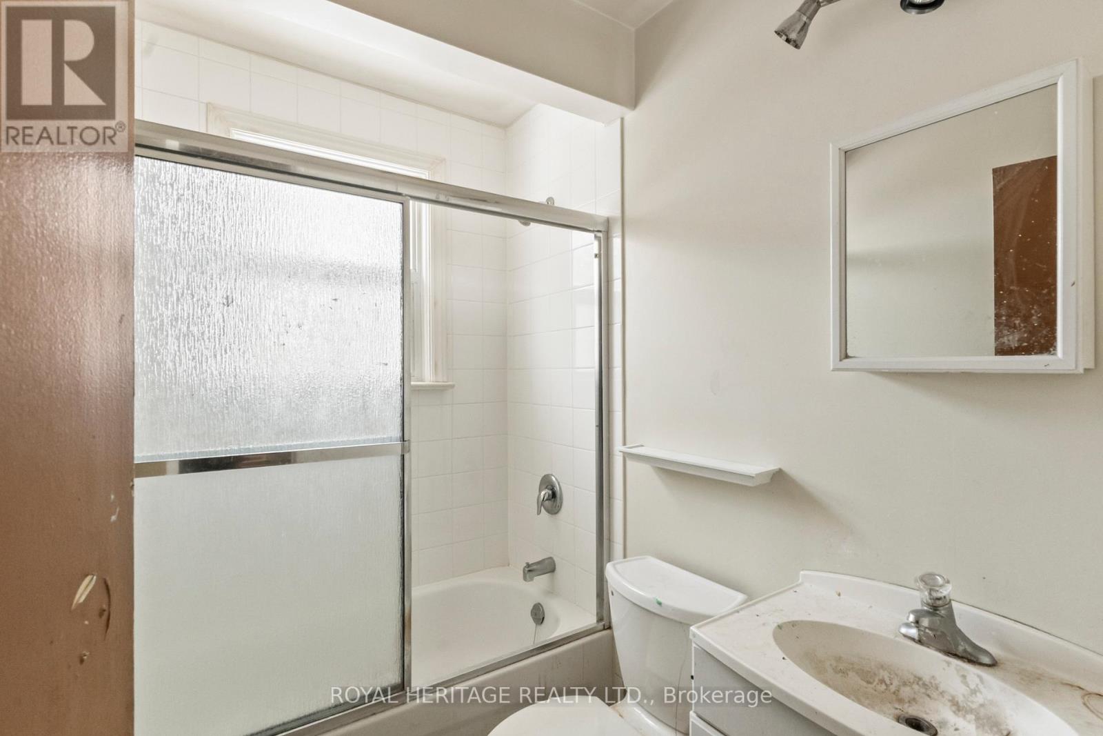 26 KITSON DRIVE - 17