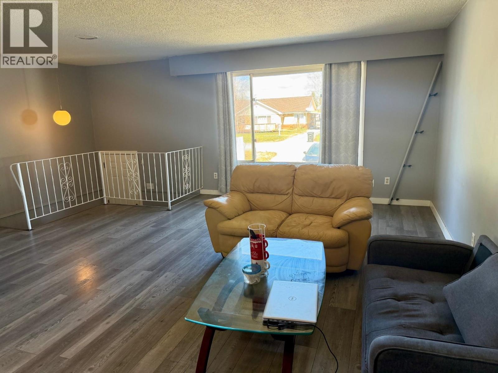 416-420 W 3RD STREET - 18