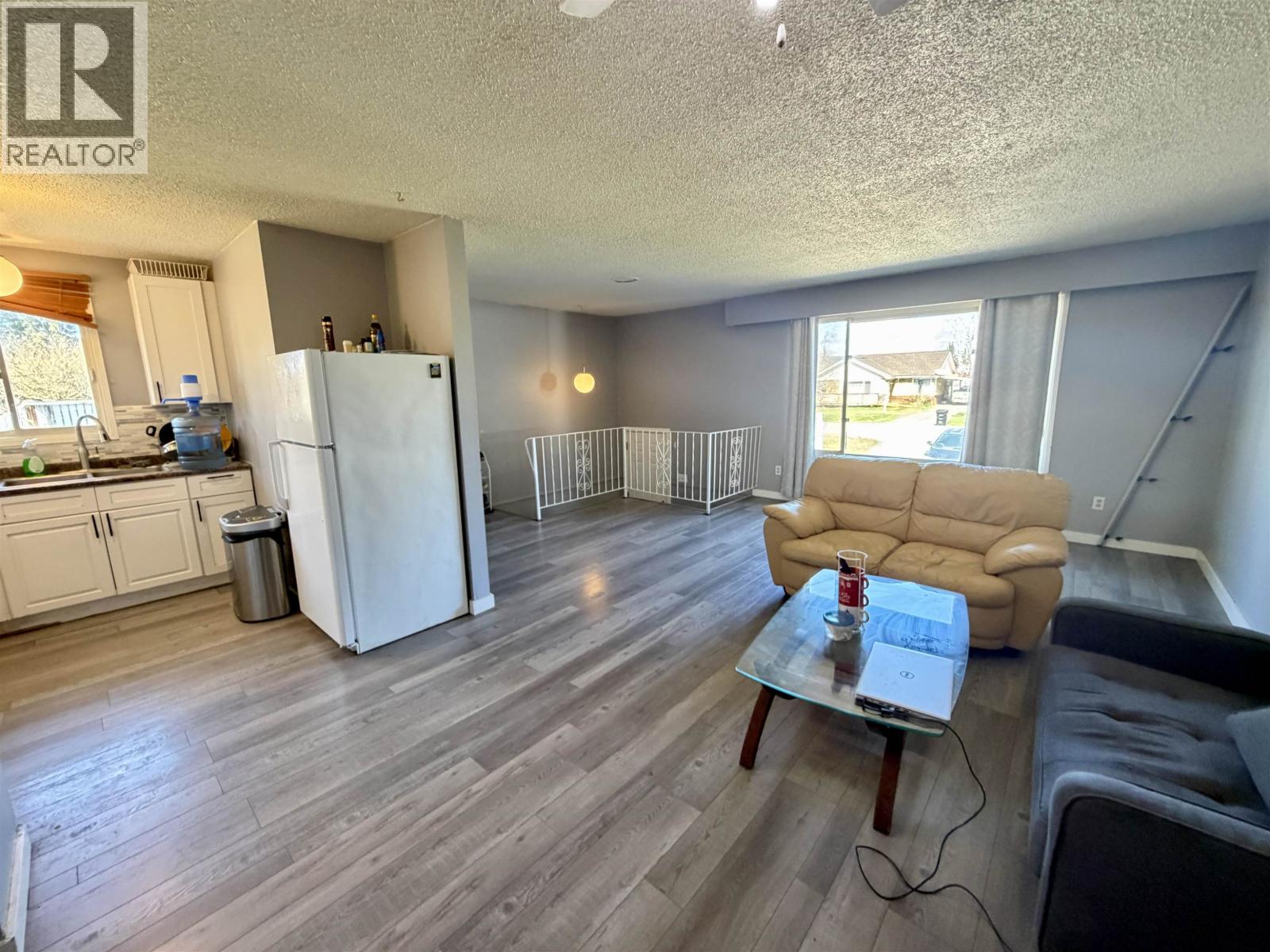416-420 W 3RD STREET - 19