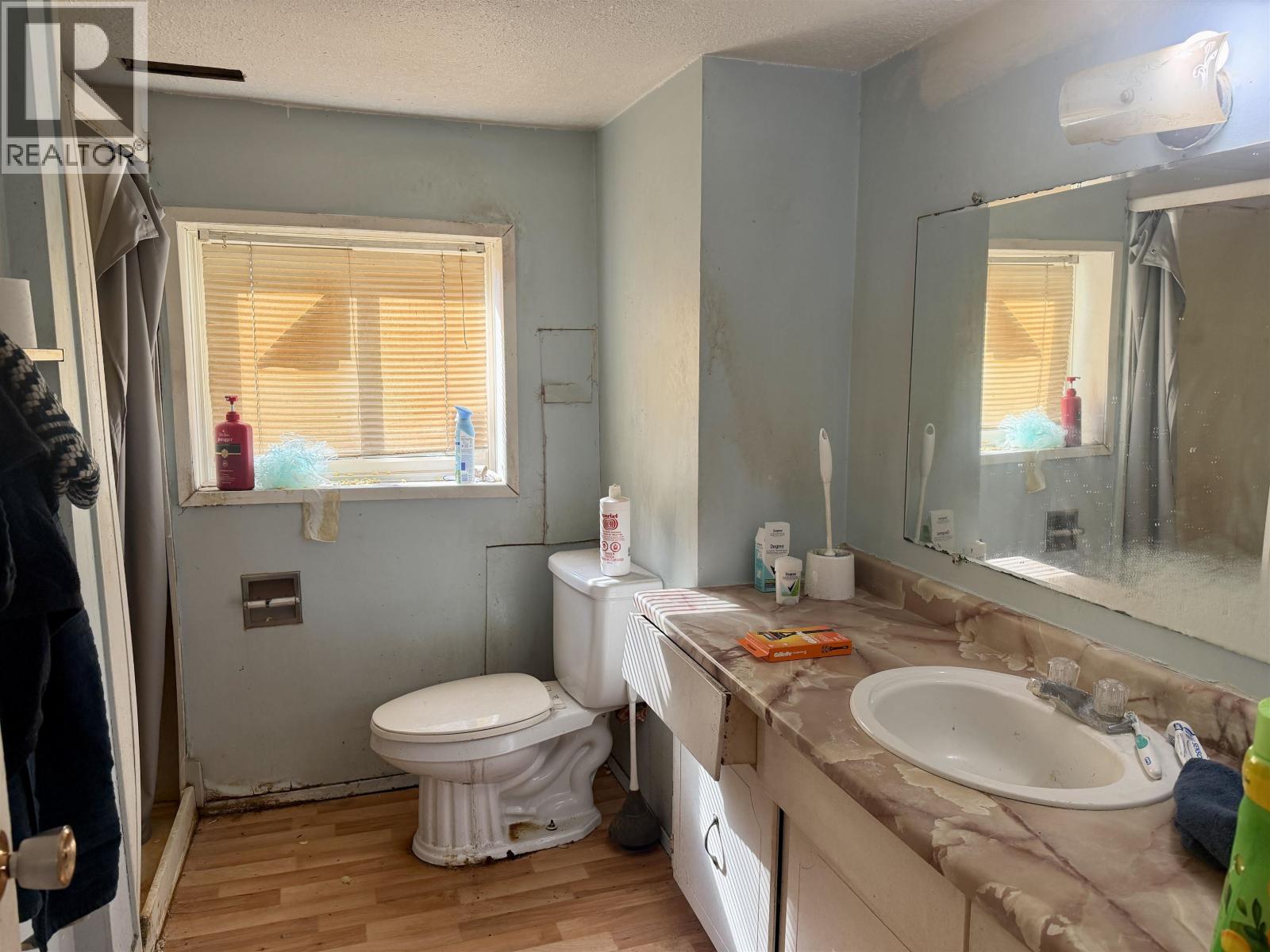 416-420 W 3RD STREET - 39