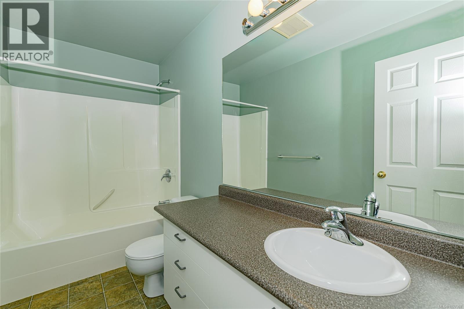 6 Werra Landing - 38