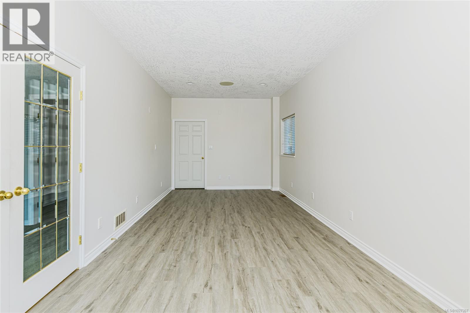 6 Werra Landing - 43