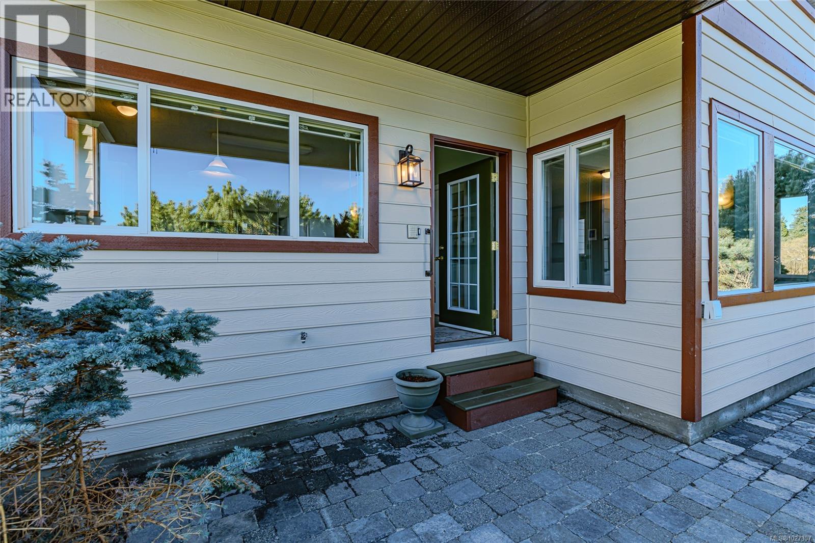 6 Werra Landing - 35
