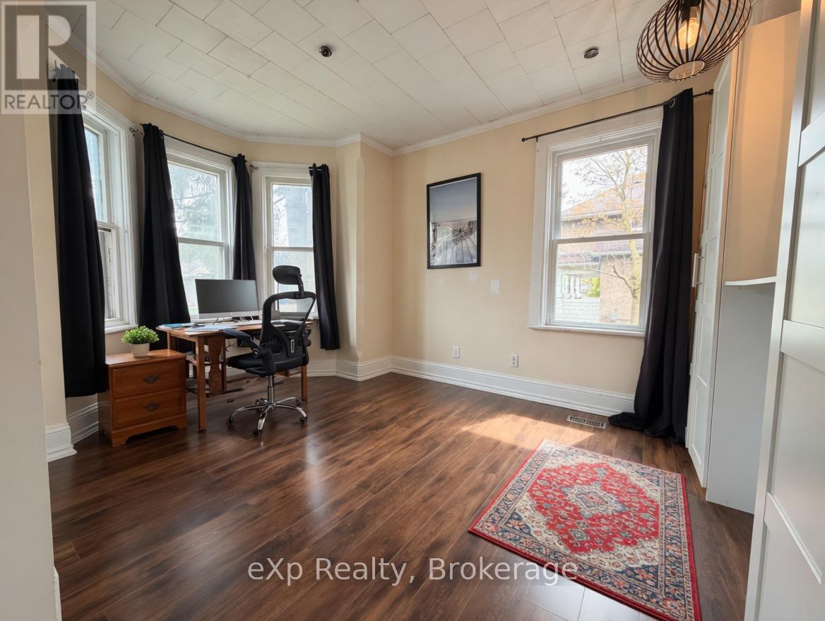 572 9TH AVENUE - 7