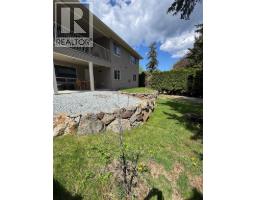 2049 Skyview Crescent, Lumby, BC V0E2G0 Photo 38