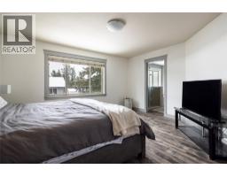2049 Skyview Crescent, Lumby, BC V0E2G0 Photo 21