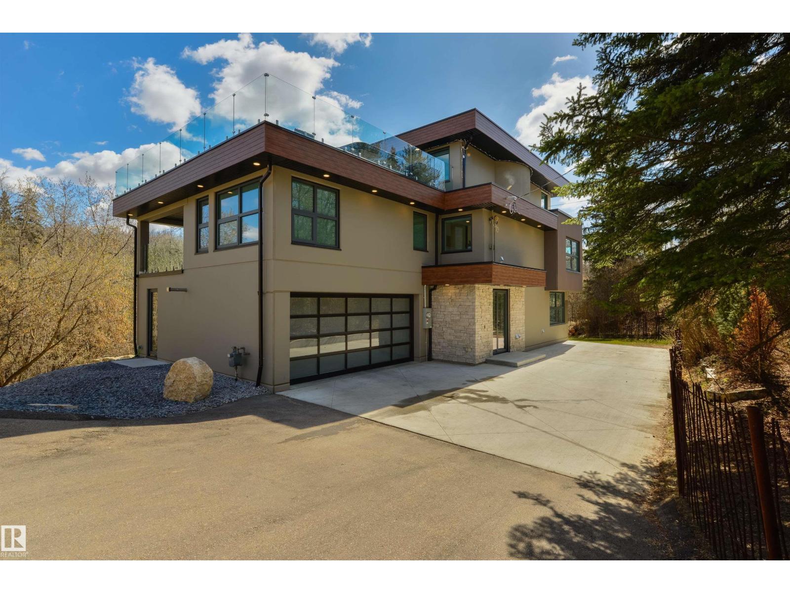 9213 97 ST NW - 1