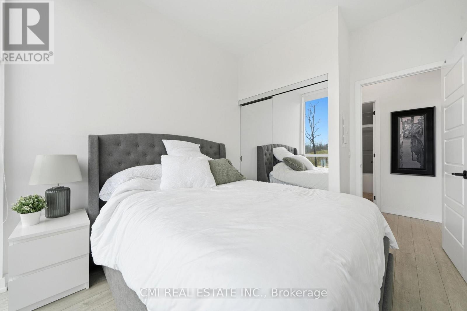 #106 415 SEA RAY AVENUE - 16