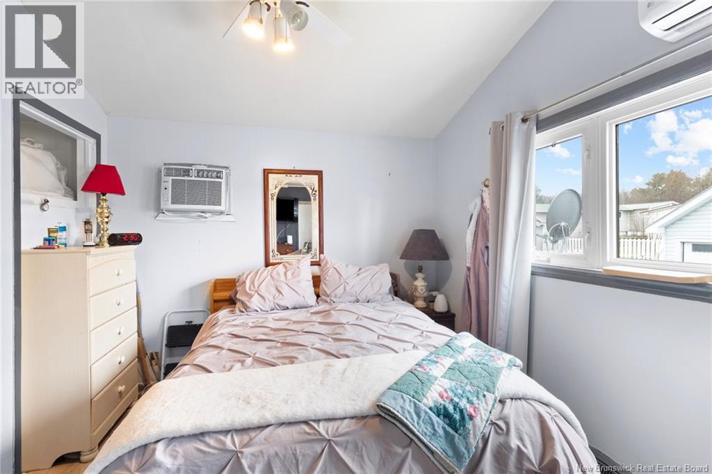 23 Harding Dr - 17