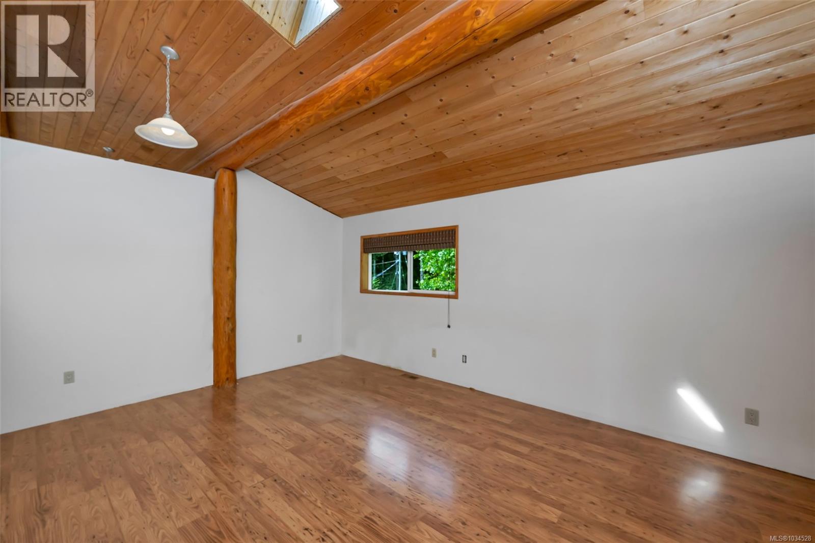 #50 8631 South Shore Rd - 34