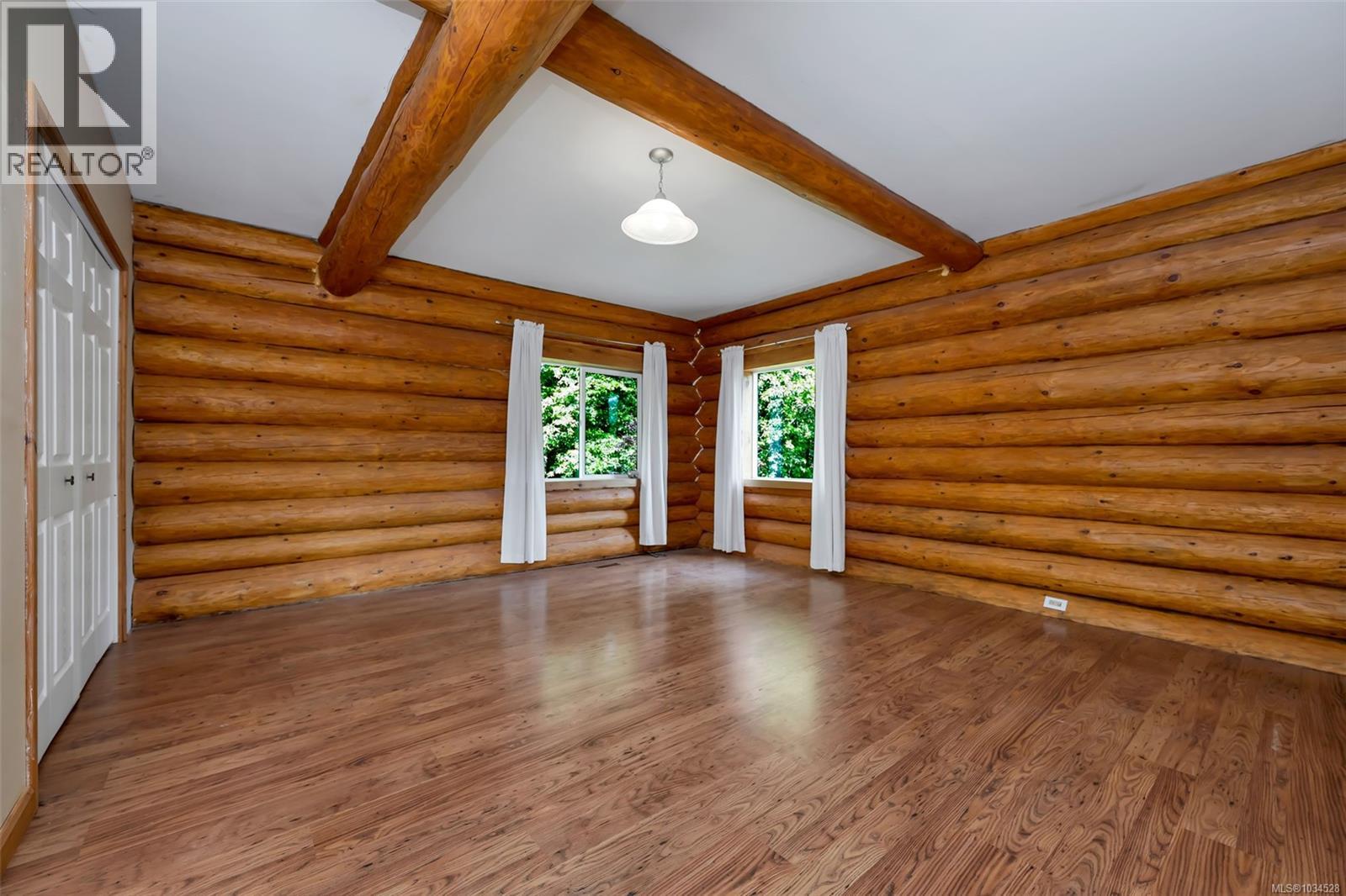 #50 8631 South Shore Rd - 35