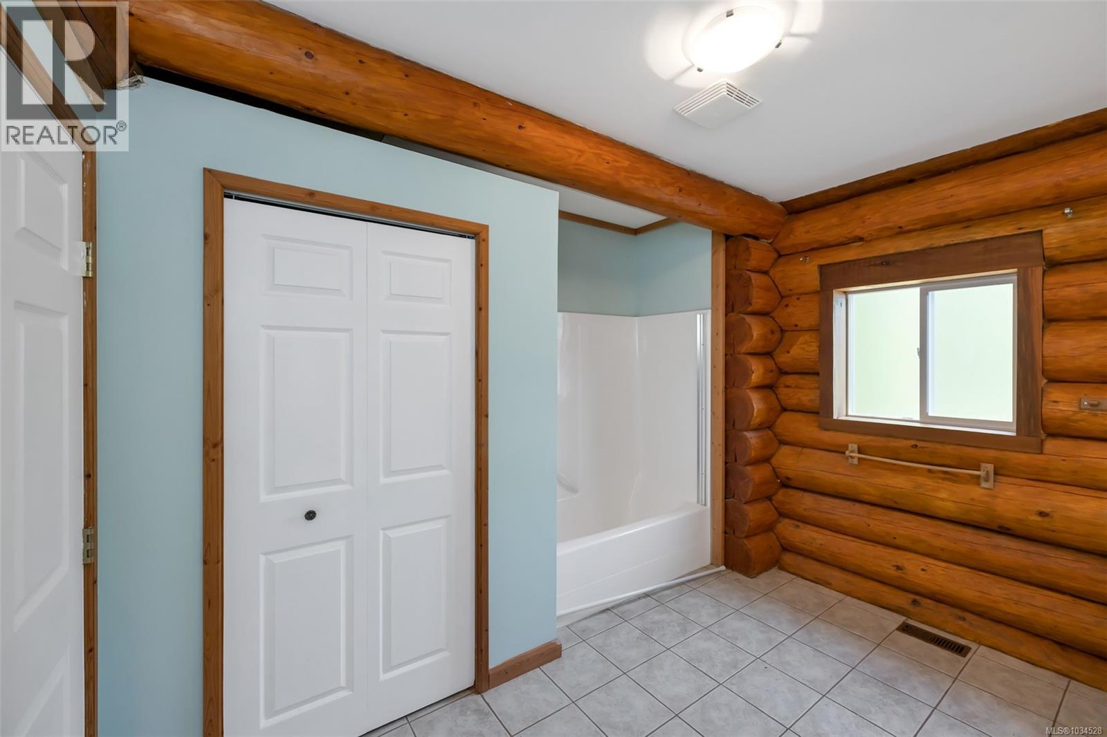 #50 8631 South Shore Rd - 38
