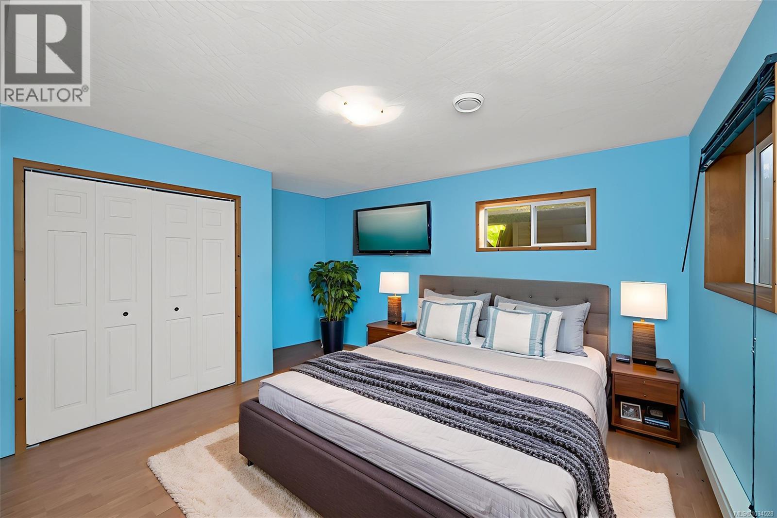 #50 8631 South Shore Rd - 42