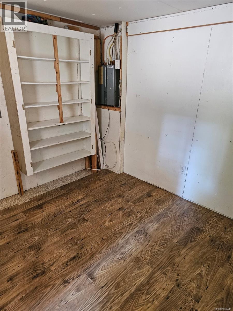 #10 5659 Tomswood Rd - Image 3