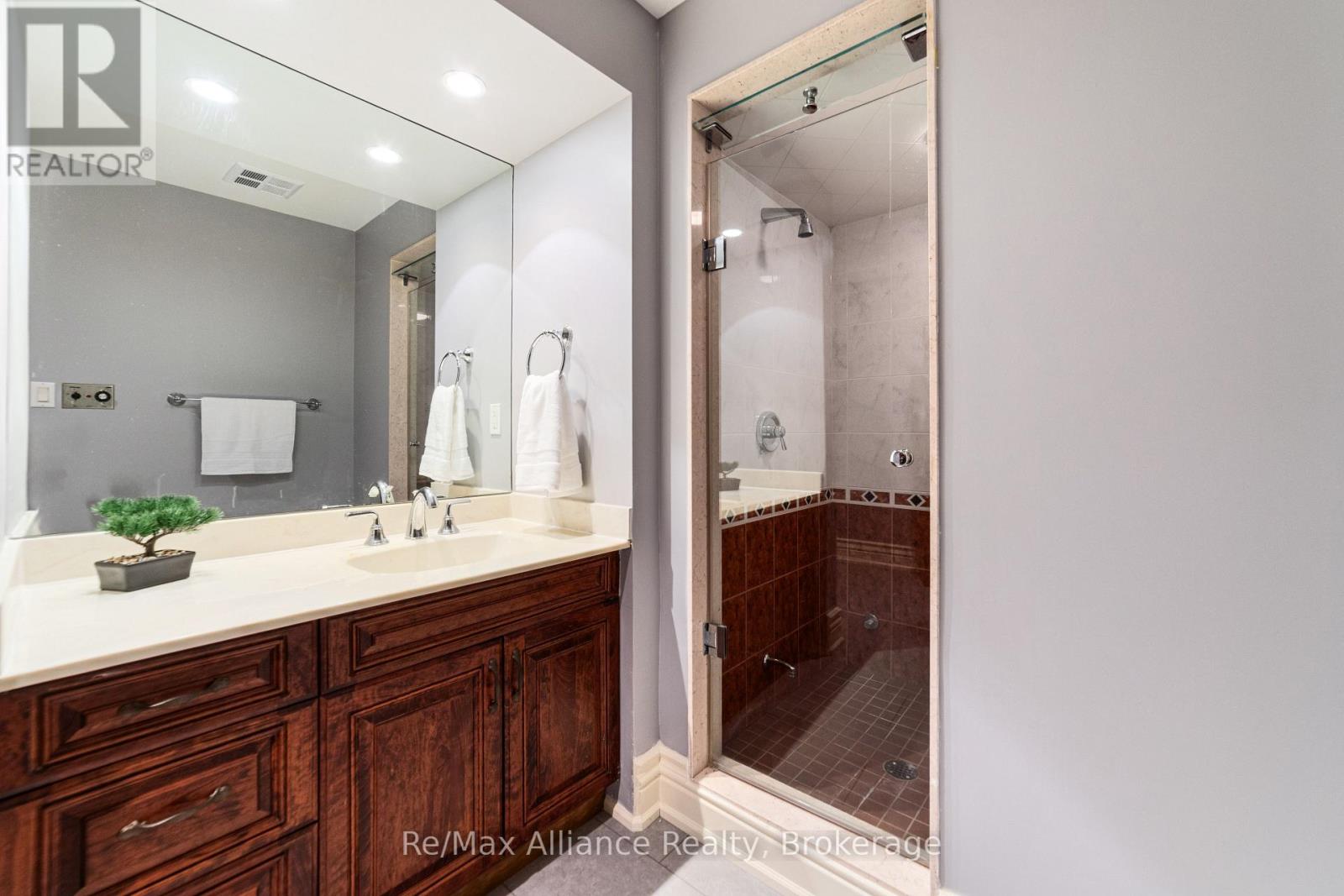1024 LINBROOK ROAD - 41