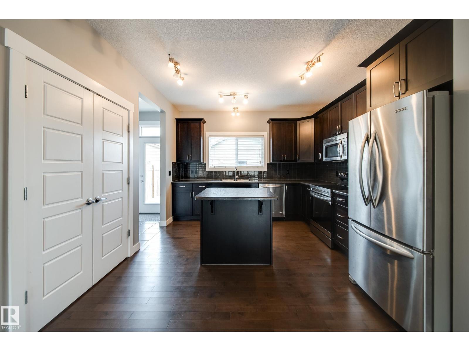 3112 PAISLEY RD SW, Edmonton