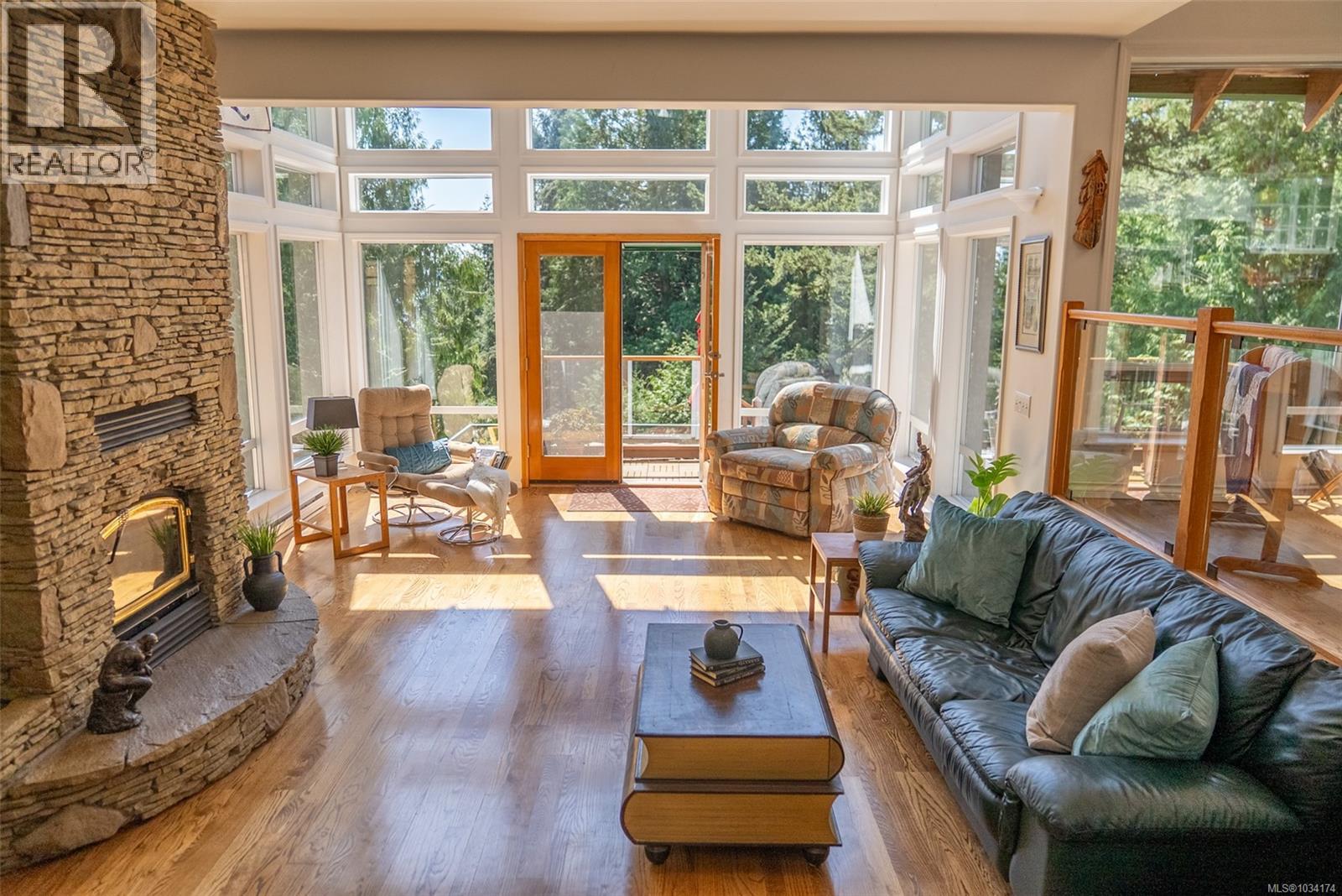 486 Bluff Way - 3