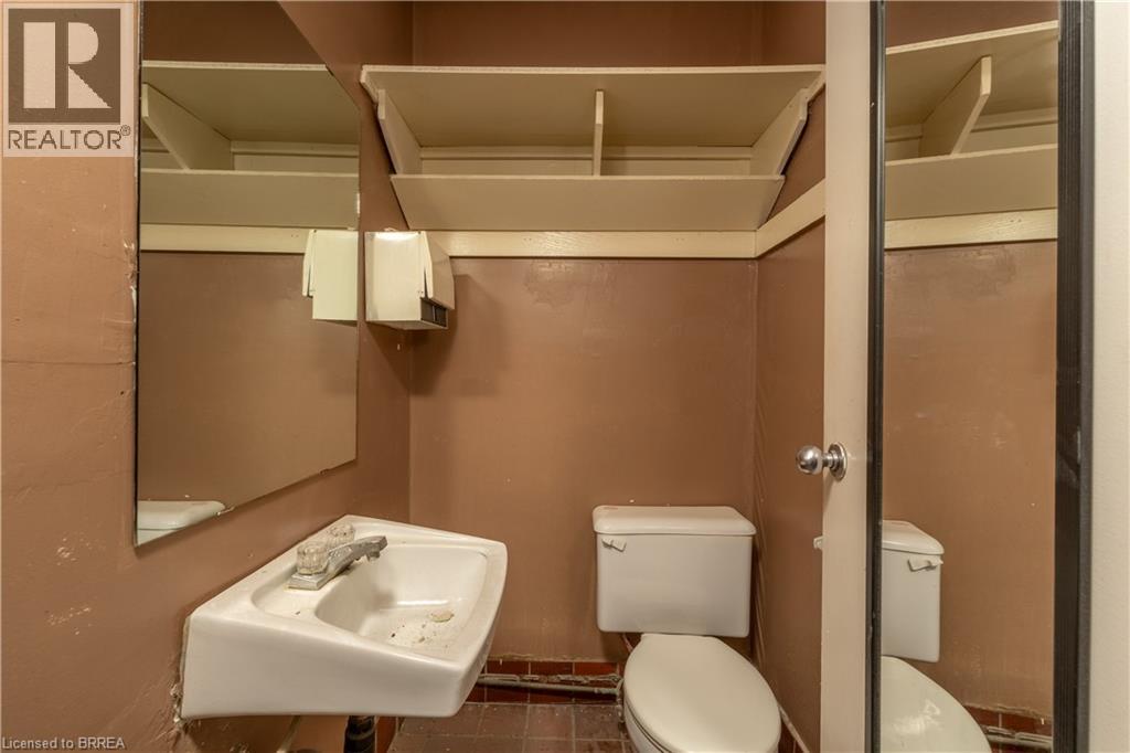603 COLBORNE Street Unit# 9, Brantford, Ontario, N3S7S8 — Photo 20