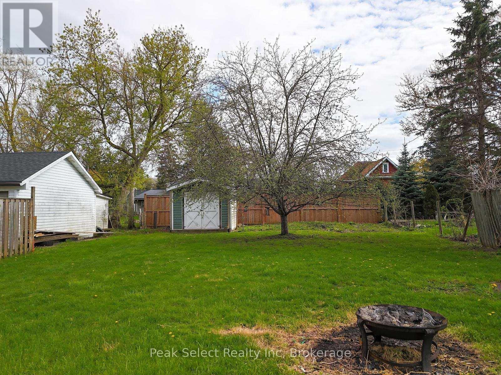 202 QUEEN STREET W - 35