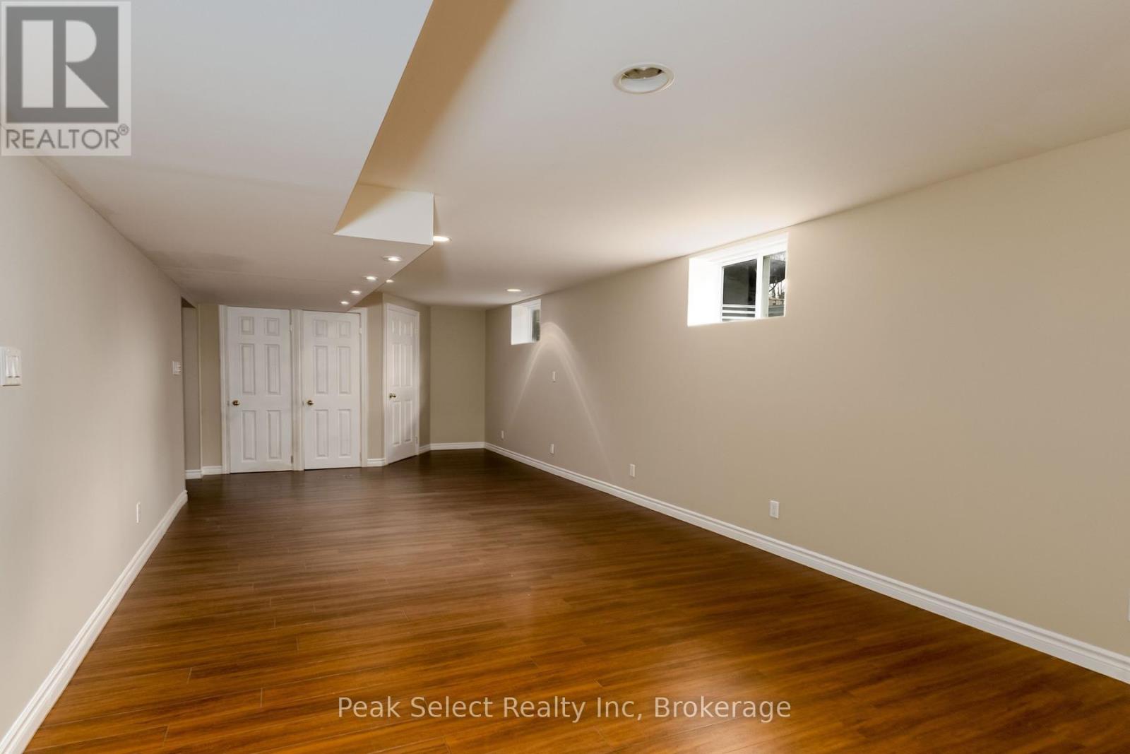 202 QUEEN STREET W - 26