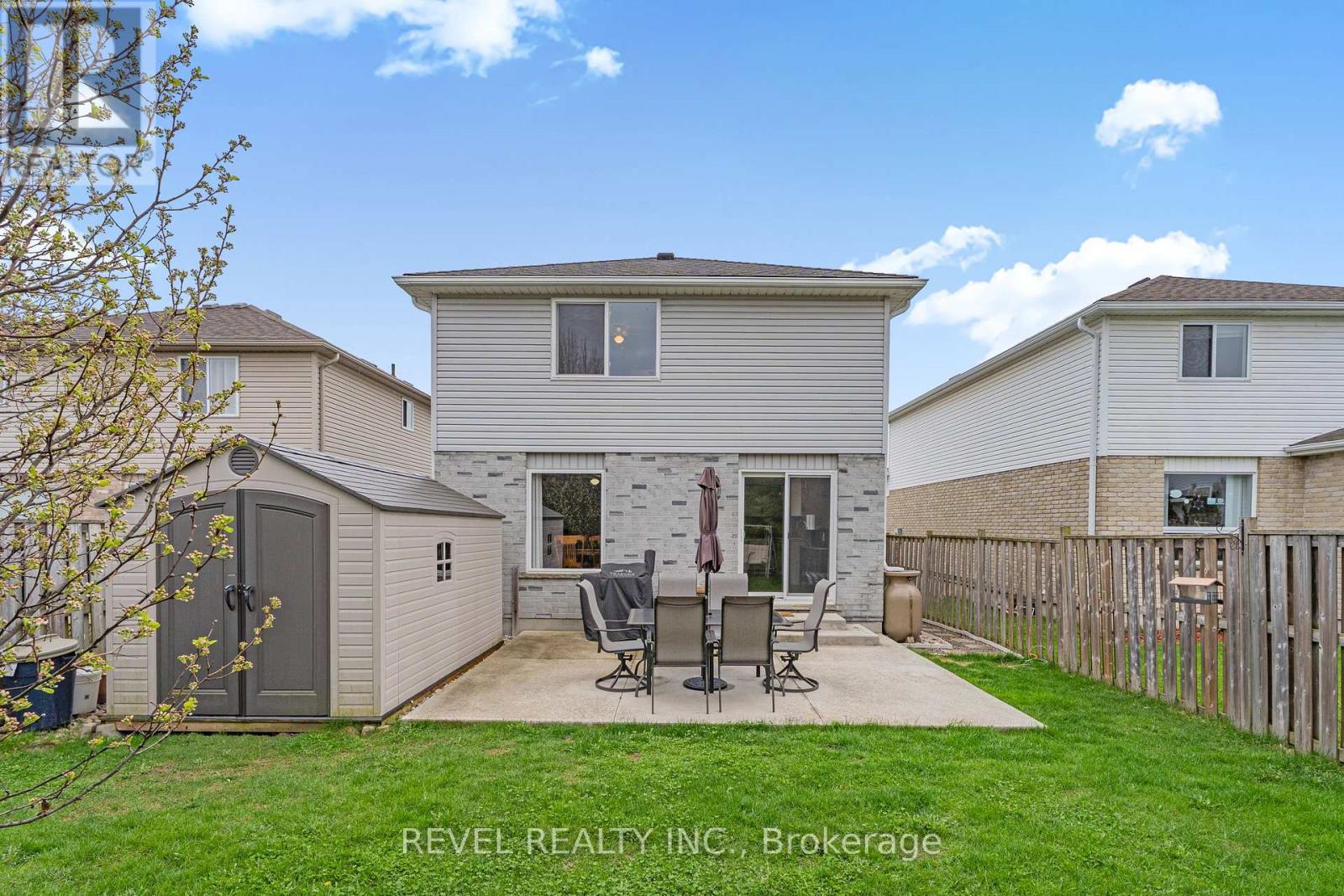 86 BROOKMEAD STREET — photo 25