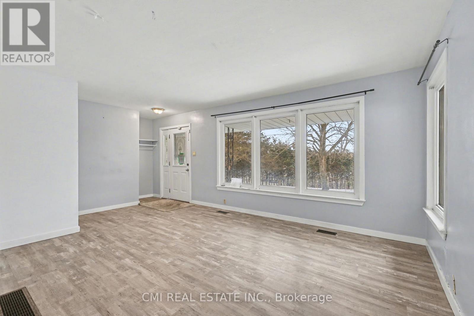 606 GLEN MILLER ROAD - 10
