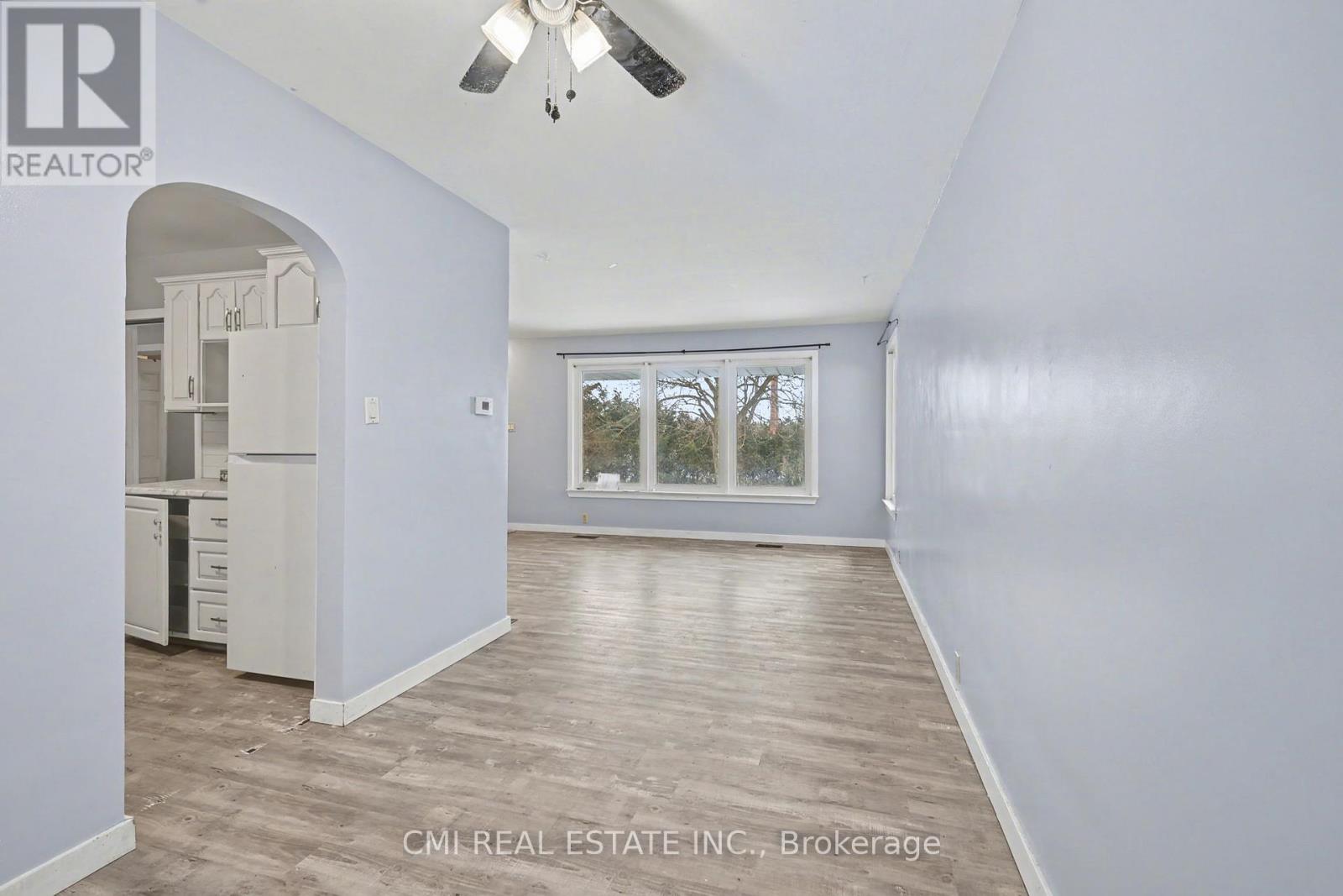 606 GLEN MILLER ROAD - 11