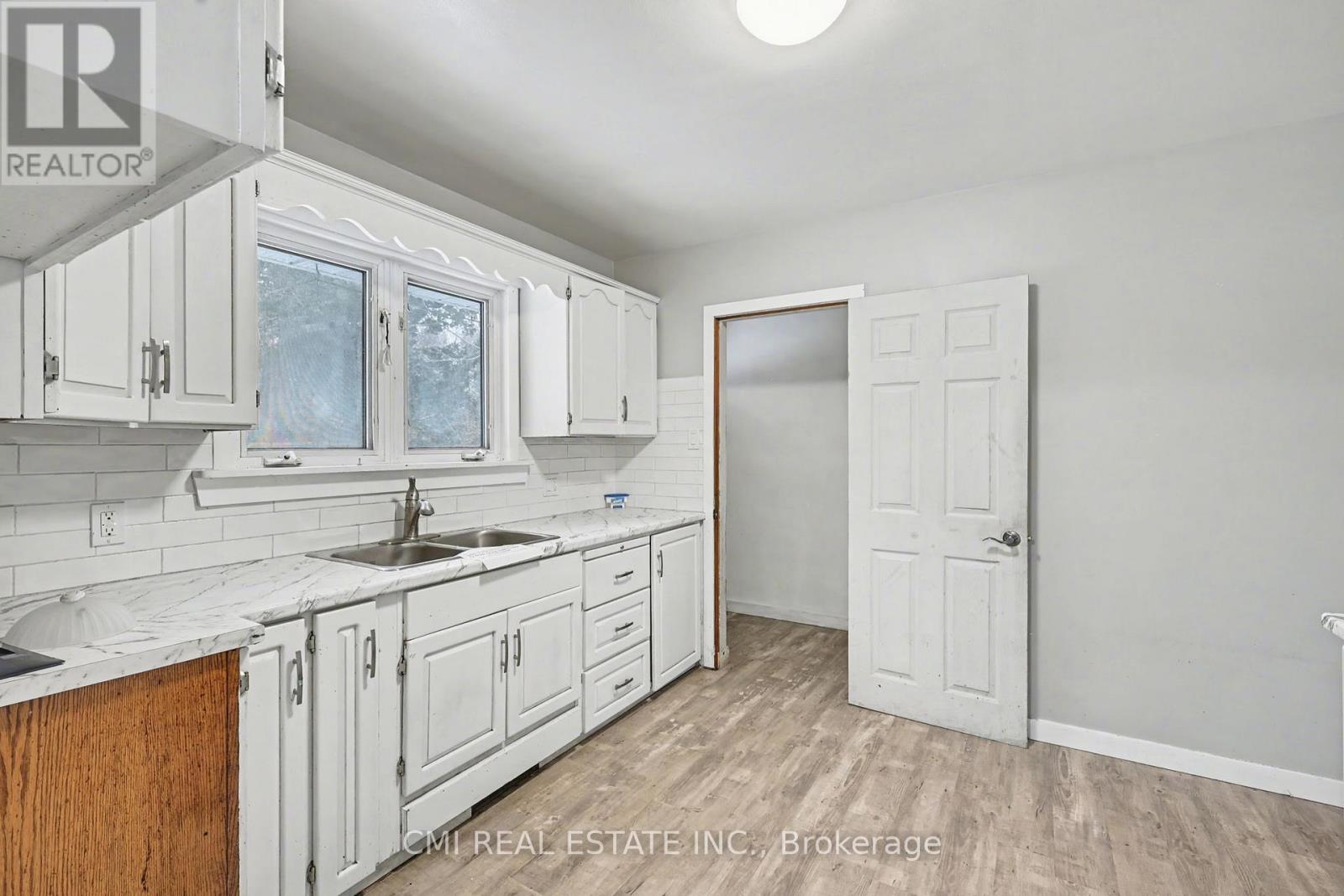 606 GLEN MILLER ROAD - 13