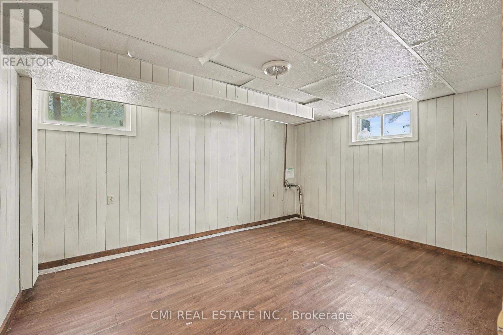 606 GLEN MILLER ROAD - 29