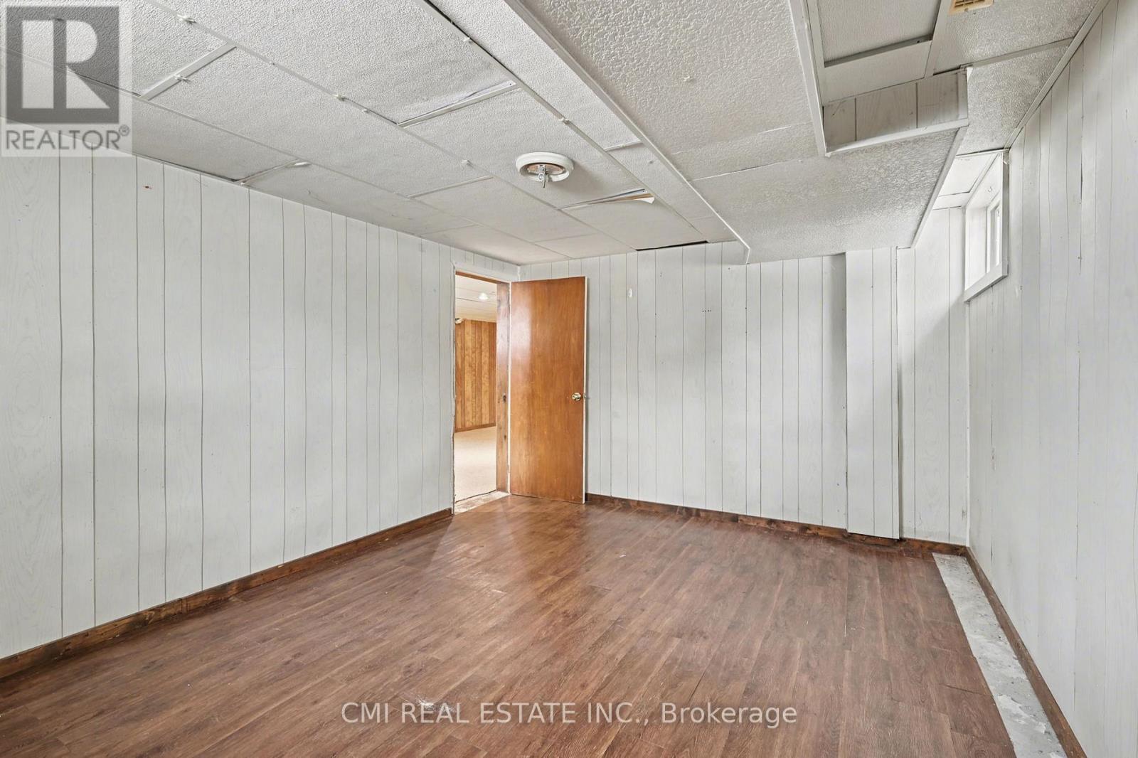 606 GLEN MILLER ROAD - 30