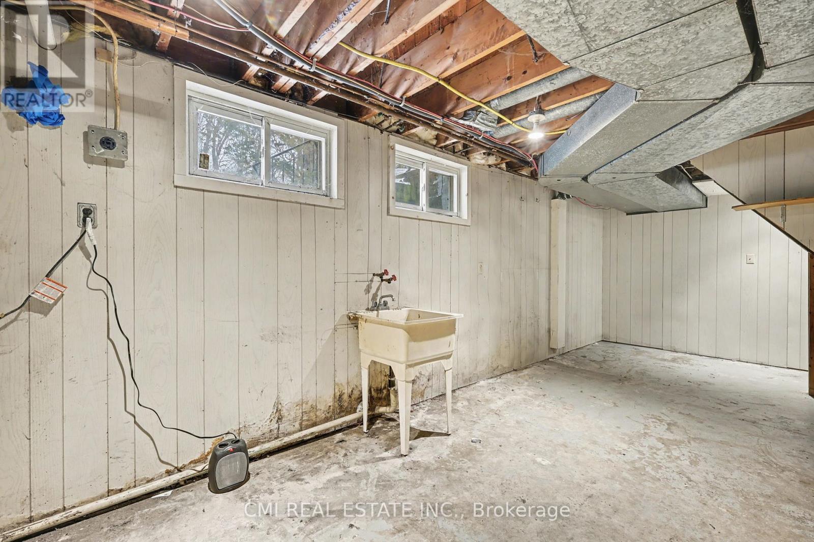 606 GLEN MILLER ROAD - 37