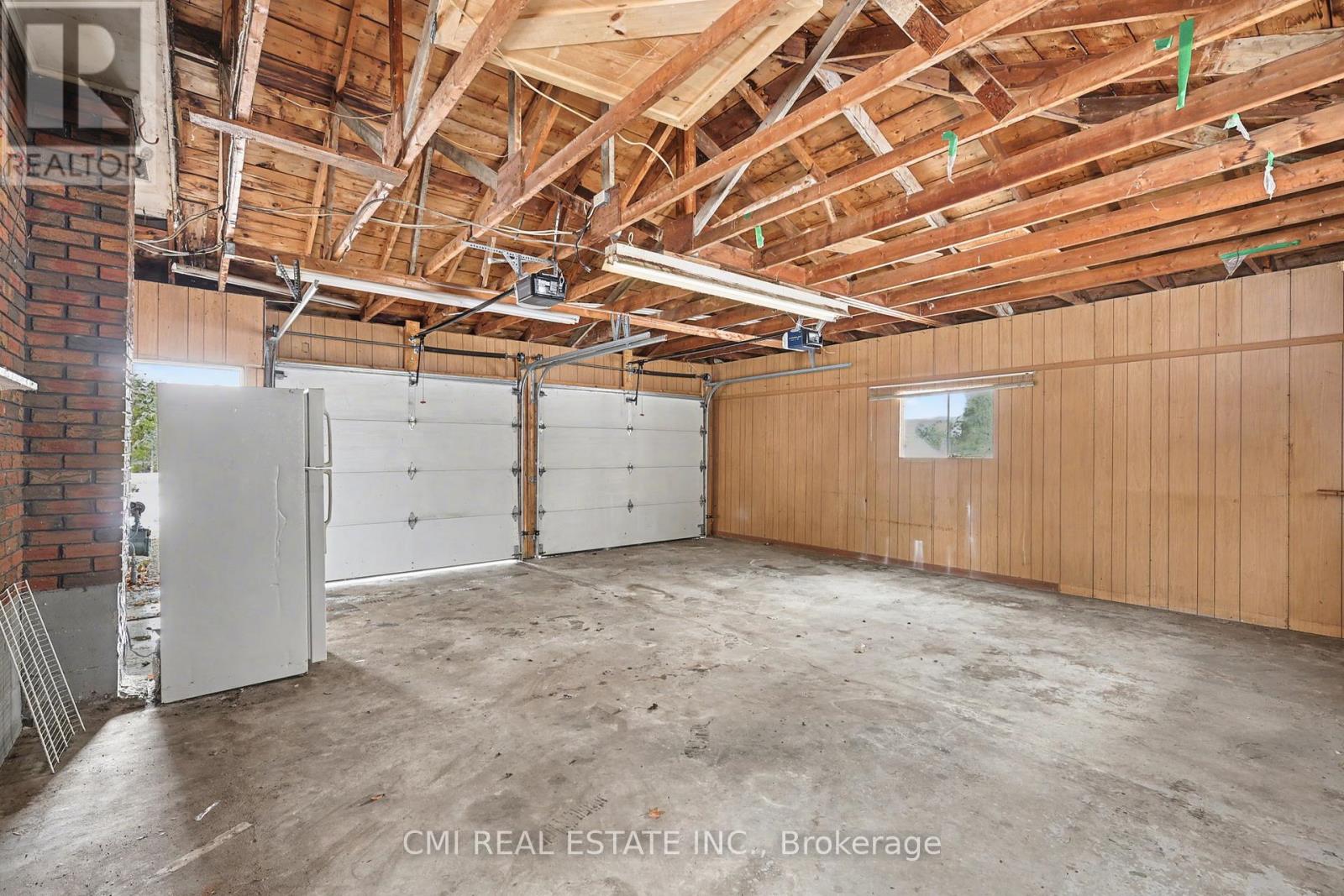 606 GLEN MILLER ROAD - 40