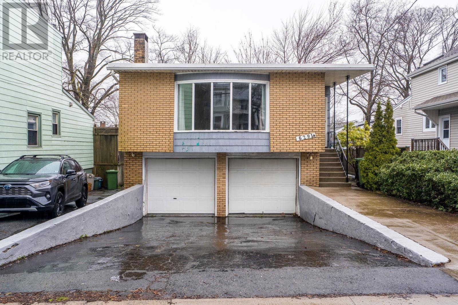 Property 2 of 36 of 6291 Cork Street