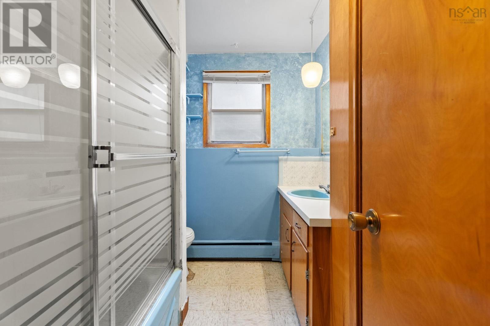 Property 30 of 36 of 6291 Cork Street