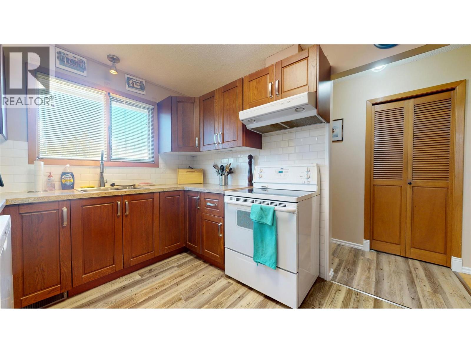 2724 2B Street S - 13