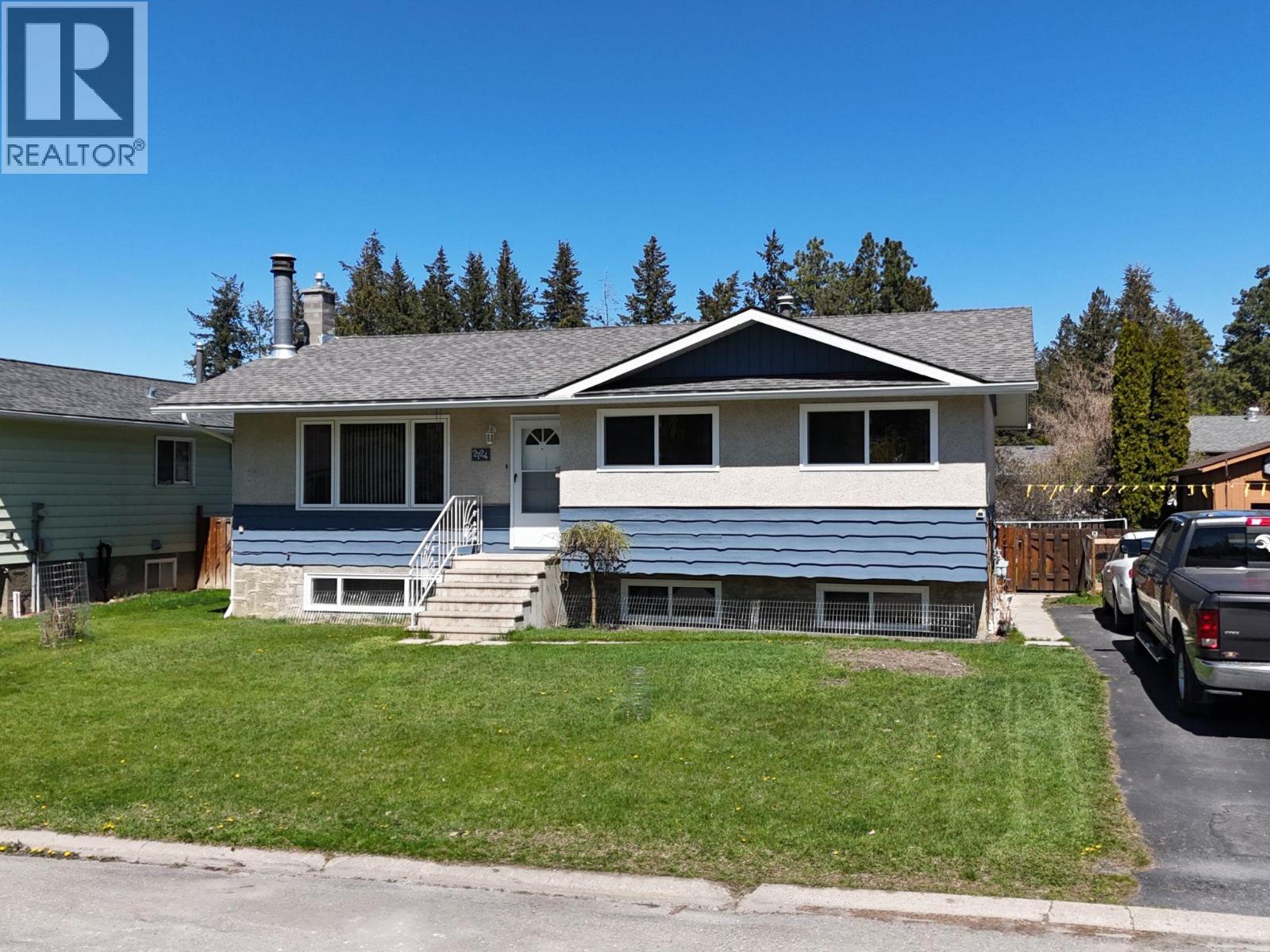2724 2B Street S - 2