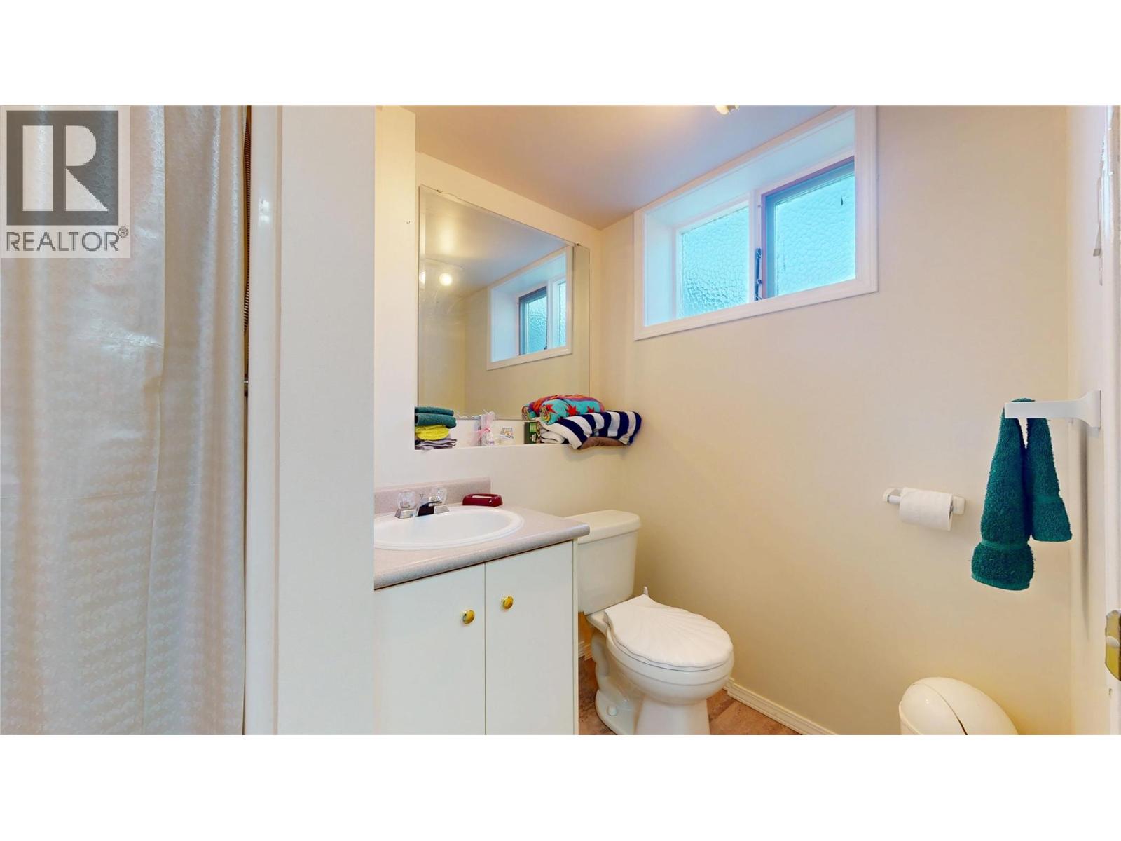 2724 2B Street S - 33
