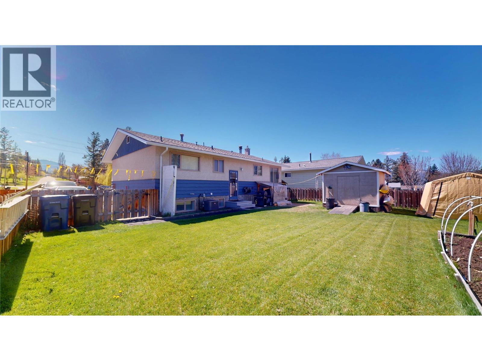 2724 2B Street S - 35