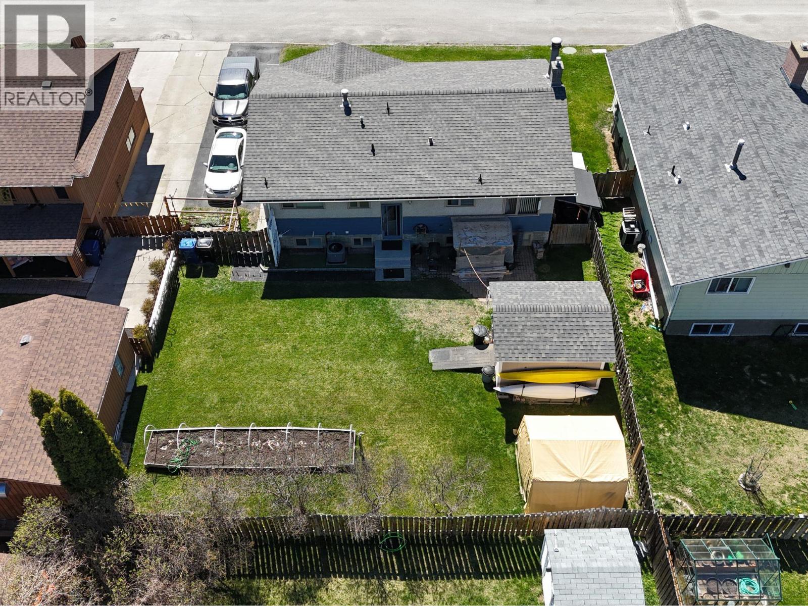 2724 2B Street S - 39