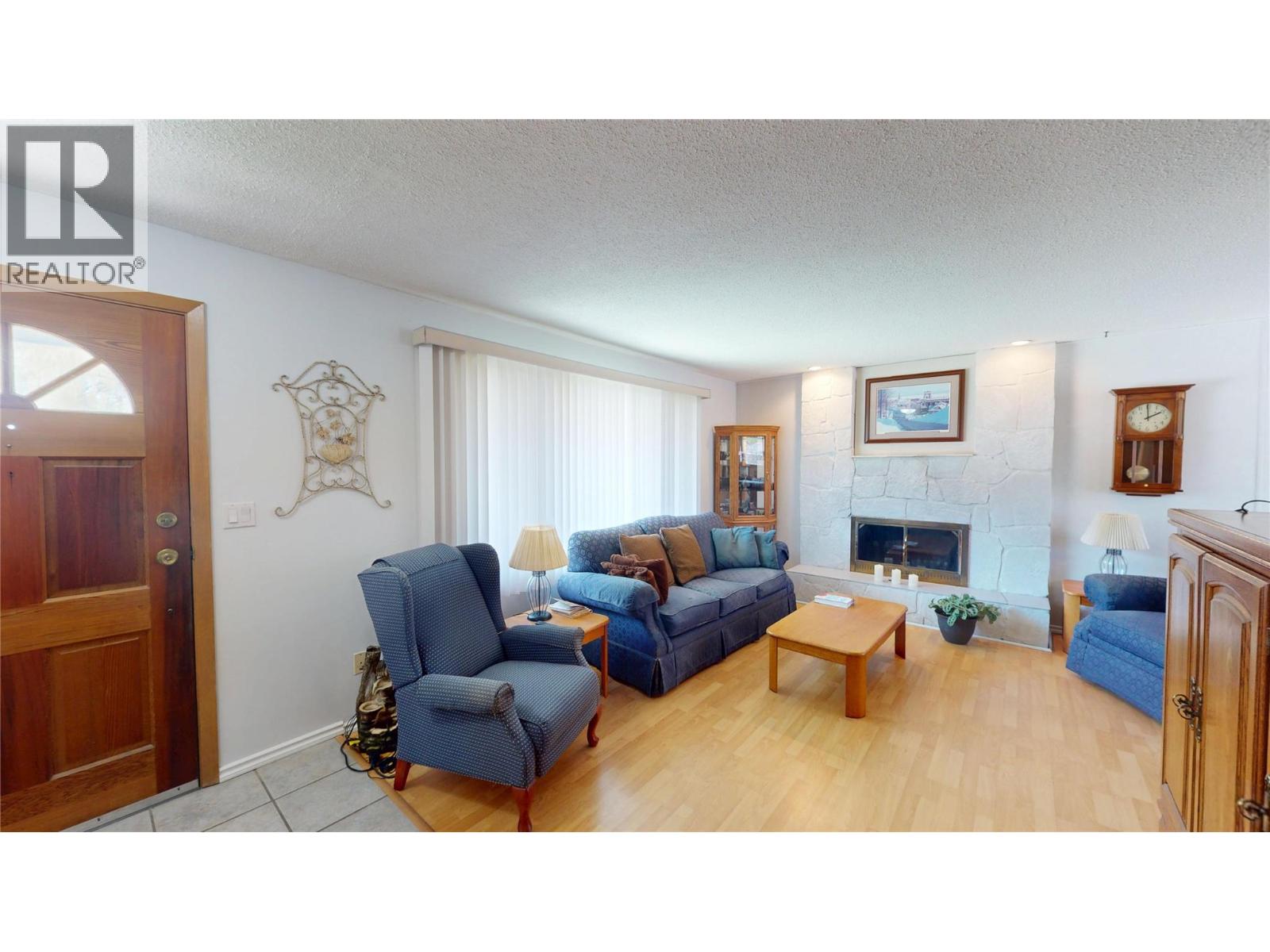 2724 2B Street S - 5