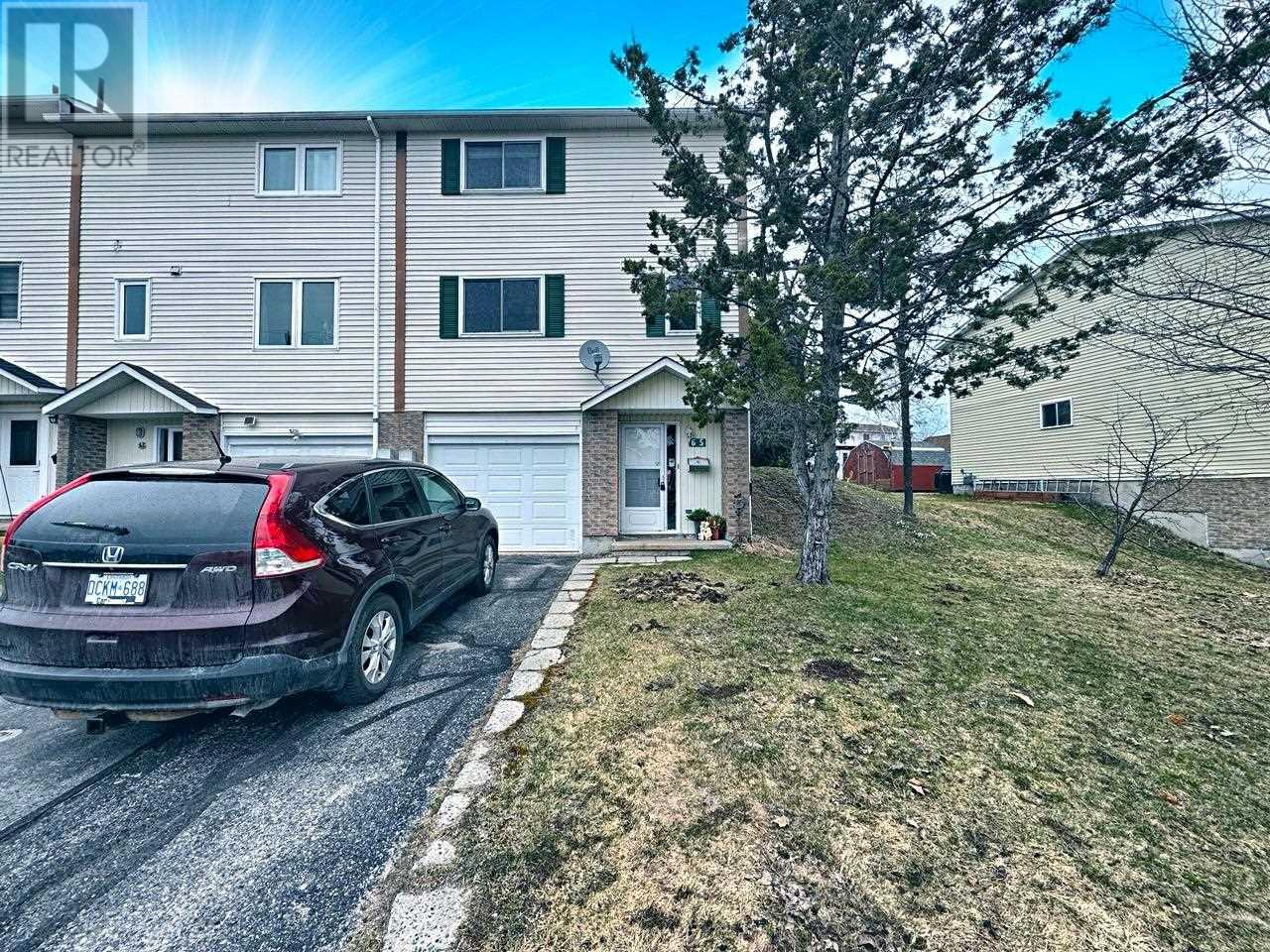 65 Farrell CRES, Elliot Lake, Ontario, P5A3N5 — Photo 2