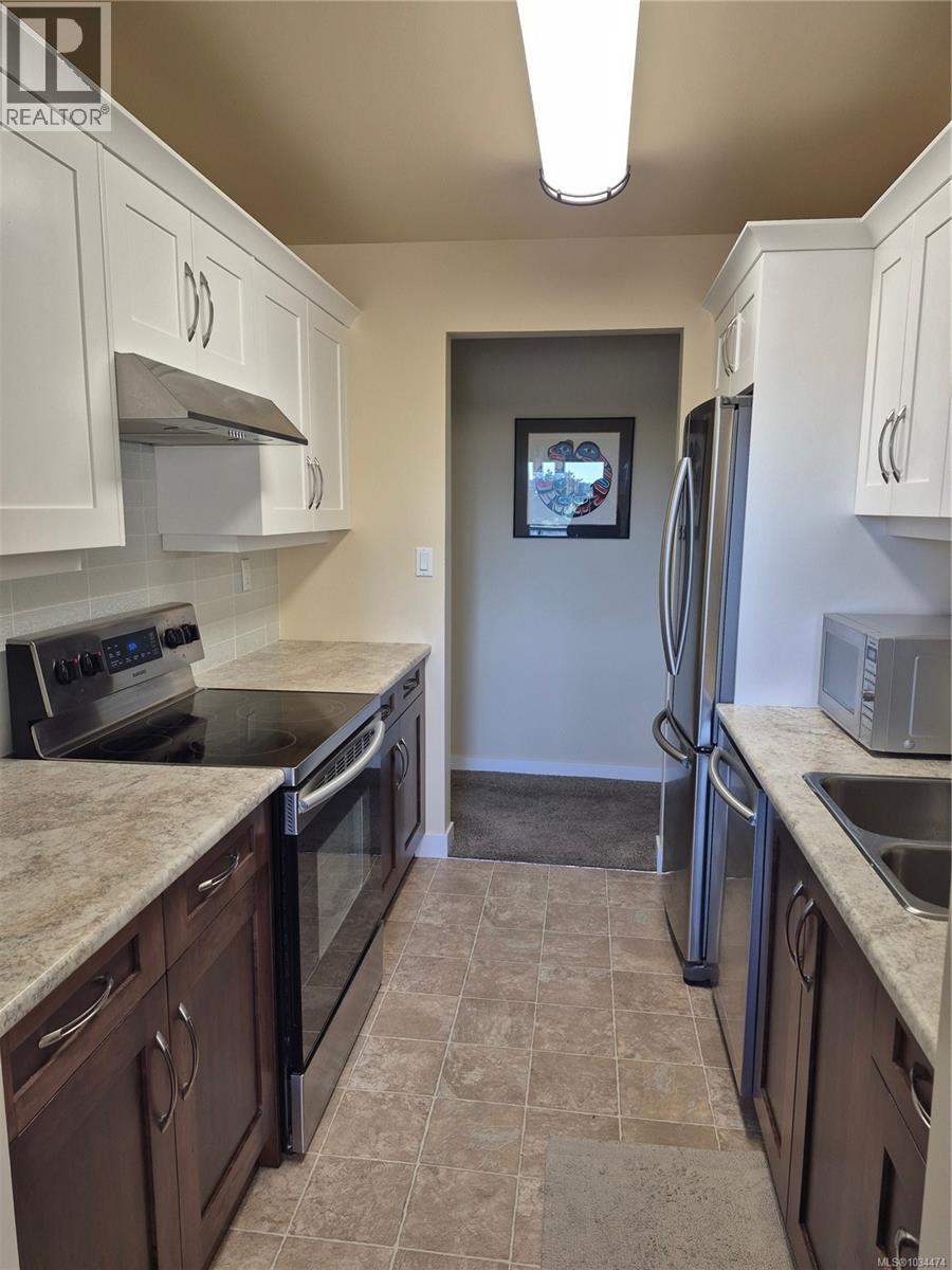#305 103 Gorge Rd E - 15