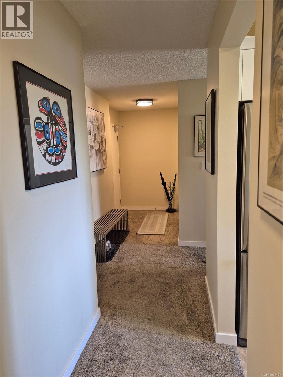 #305 103 Gorge Rd E - 16